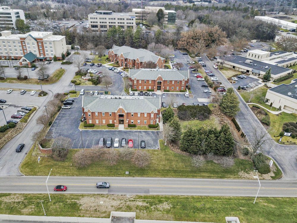 Cross Park Center: 9123 - 9131 Cross Park Drive, Knoxville, TN 37923
